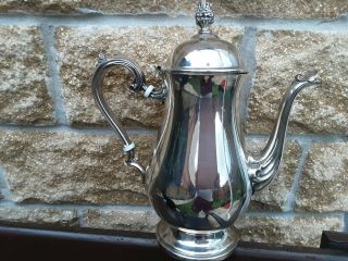 Vintage V R Silver Plated 2 Pint Teapot