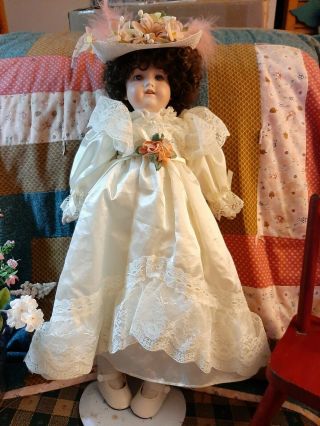 Antique 19 - inch AM 390 Doll In Lovely White Dress And Decorated Boater 2