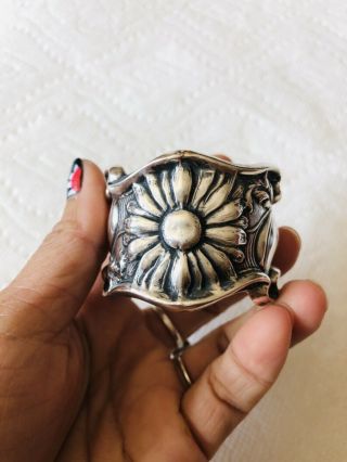 Vtg Marked Sterling Silver.  925 Napkin Ring Holder Flower Art Deco 147 “ned”