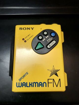 Vintage Retro Rare - - Sony Walkman Sports - - Wm - F5 - - Shape - -