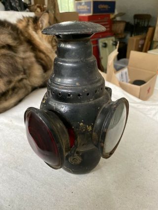 Antique Yankee Carriage Coach Auto Corner Oil Lantern,  Brass,  Complete