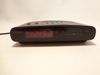 Vintage Sony Dream Machine Dual Alarm Am Fm Clock Radio Snooze Icf C420