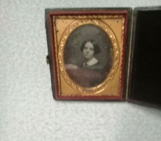 Antique 1/6 Plate Daguerreotype Photographic Image Of A Woman W/white Collar