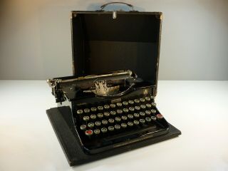 Triumph Durabel Portable Typewriter In Case Rare Germany 1935