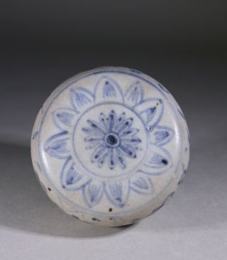 Antique Chinese Porcelain Blue & White Box & Cover Ming Dynasty 2