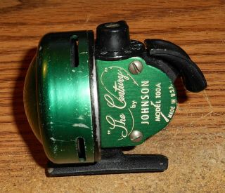 Vintage Johnson Century Model 100a Spincasting Reel