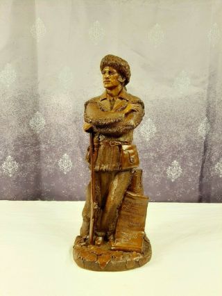 Signed Tom Clark Gnome Cairn Davy Crockett Figurine Retired Rare 1996 Edition