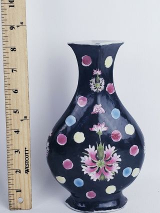 Wonderful Antique Chinese Porcelain Vase Flowers