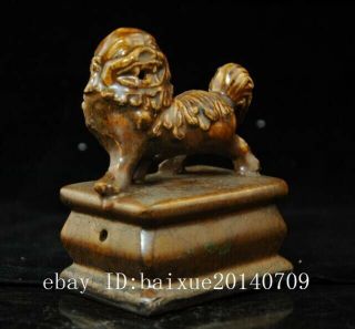 CHINESE old PORCELAIN lion statue seal b02 2