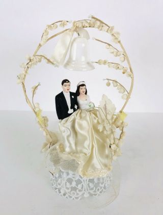 Pfeil & Holing Vintage Wedding Cake Topper Plastic Bride Groom Lilly Of Valley