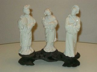 3 Stunning Antique 19th Century Chinese Blanc De Chine Figures On Carved Stand