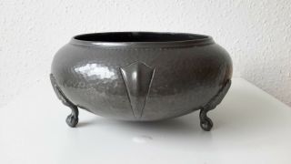 Stunning James Deakin Arts & Crafts Hammer Pewter Bowl / Planter Style Of Knox