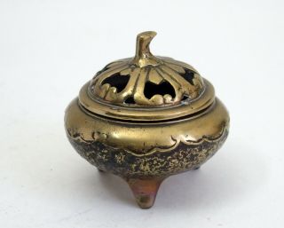 Fine antique Chinese 19th century small bronze censer and cover 2