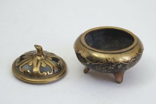 Fine antique Chinese 19th century small bronze censer and cover 3