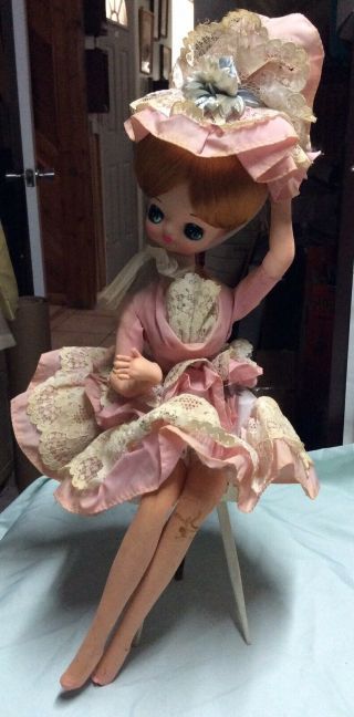 Artmark Vintage Big Eye Pose - Able Doll Korea Blythe Bradley 17”