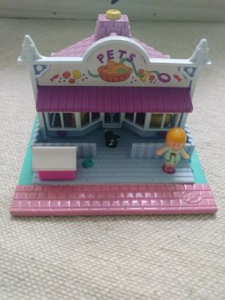 Vintage Polly Pocket Pet Shop,  Complete With 2 Dolls And Cat And Dog