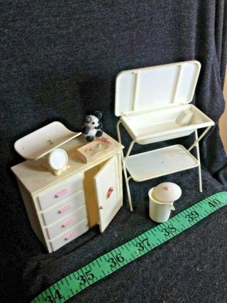 DOLLHOUSE MINIATURE BABY ROOM FURNITURE SCALE DRESSER CHANGING TABLE SCALE 1:12 2