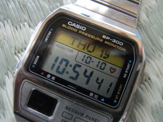 Rare Casio Bp - 300 Blood Pressure Monitor Digitalwatch