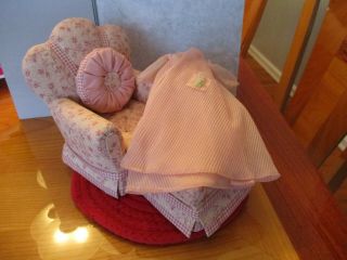 Barbie 1/6 Scale Upholstered Chair,  Pillow,  Rug,  Vintage Nightly Negligee Robe