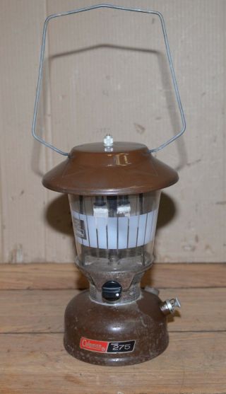 Vintage 1976 Coleman Model 275 Brown Double Mantle Gas Lantern Collectible Camp
