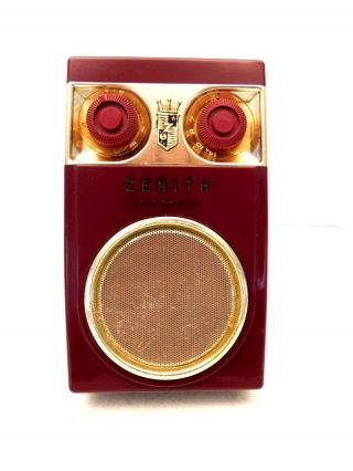 Vintage 1950s Classic Old Maroon Zenith Royal 500 Antique Transistor Radio