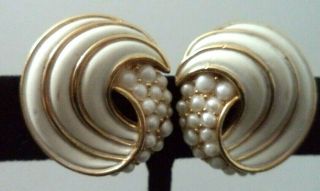 Rare Vintage Signed Crown Trifari Enameled Flower 1 " Clip Earrings G898f