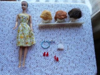 Vintage 1958? Queen Barbie Doll With Wigs Earrings And Accessories