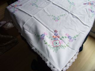 Very Pretty Vintage Hand Embroidered Crochet Lace Edged Tea Tablecloth 33 " X 34 "