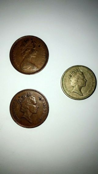 Rare Elizabeth 2 Collectable Coins (1971 & 1988) (1985 One Pound Elizabeth Ii)