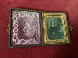 Antique Daguerreotype Photograph In Leather Case With Pink Velvet Interior 2