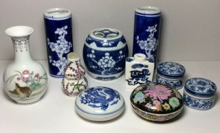 10 Assorted Chinese Porcelain Pots & Lids Snuff Bottles Prunus Vases B&w C1940