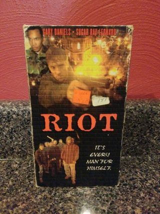 Riot Vhs 1996 Pm Entertainment Group Rare Oop Sugar Ray Leonard Gary Daniels