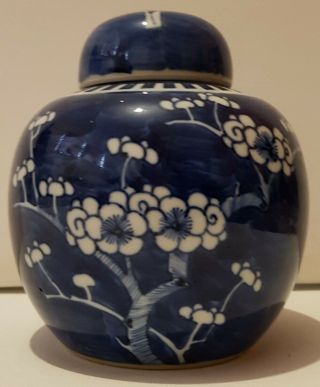 Very Fine Antique Chinese Porcelain Blue And White Prunus Blossom Jar