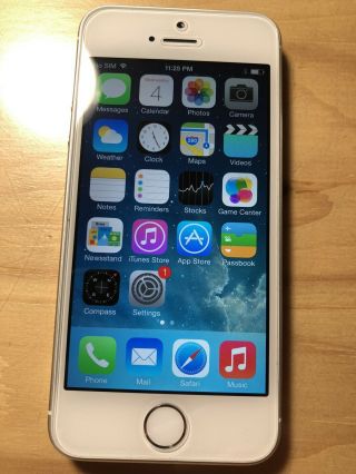 Apple iPhone 5s - 16GB - Silver (GSM) A1533 RARE iOS 7.  0.  4 With Issue 2