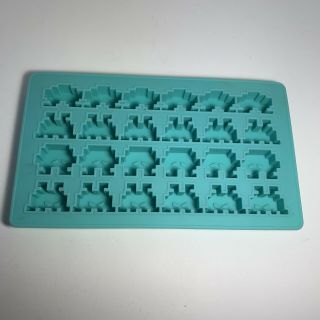 FRED Rare Discontinued Space Invaders Ice Tray 3