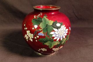 5 " Unsigned Ando Japanese Showa Cloisonne Ruby Enamel Ginbari Vase W Flowers