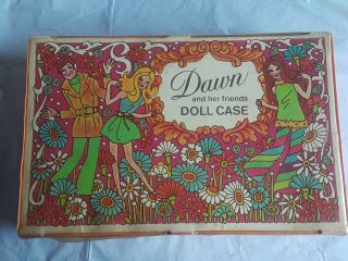 Vintage Dawn And Her Friends Doll Case Includes Some Dolls