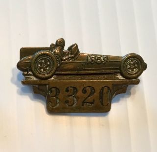 1959 Indianapolis 500 Pit Badge Press Pin Bronze Rare Sam Hanks Indy