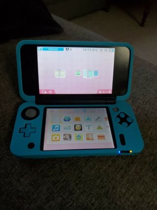 Nintendo 2ds Xl Black Turquoise Handheld System,  Rarely,  No Sratches