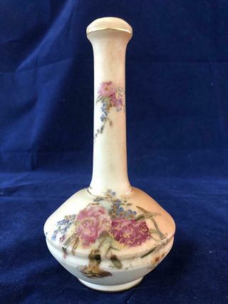 Fine Antique Royal Worcester Porcelain Hand Painted Bottle Vase.  C1916.