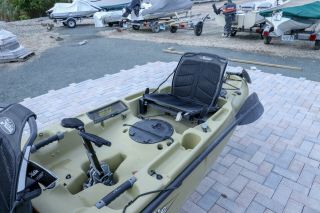 2018 Hobie Mirage Outfitter Olive Green Rare Discontinued Tandem Fishing Kayak