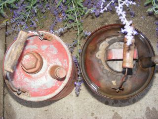 2 Antique 1 Gallon Metal Gasoline Gas Can Fuel Oil Kerosene Red Wood Handle 2