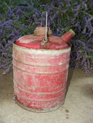 2 Antique 1 Gallon Metal Gasoline Gas Can Fuel Oil Kerosene Red Wood Handle 3