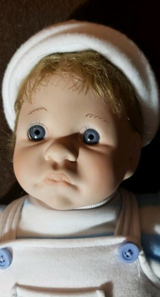 1985 Lee Middleton First Moments Open Eye Baby Doll Signed & Dated Blonde Boy