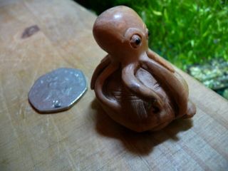 Vintage Carved Wooden Japanese Netsuke Octopus/ Tortoise - Signed - Treen
