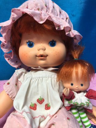 Vintage 1982 American Greetings Kenner Strawberry Shortcake Doll Blow Kisses