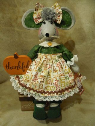 Primitive Handmade Autumn Fall Mouse Doll Shelf Sitter