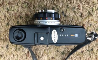 Olympus Trip 35 Black Camera D.  Zuiko 40 mm F / 2.  8 Lens Rare 3
