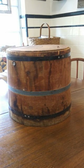 Vintage Antique Primitive Wooden Bucket With Lid & Metal Straping