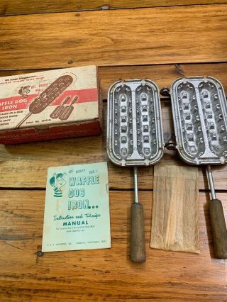 Vintage antique Waffle Dog Iron EXTREMELY RARE.  Cast Iron. 2